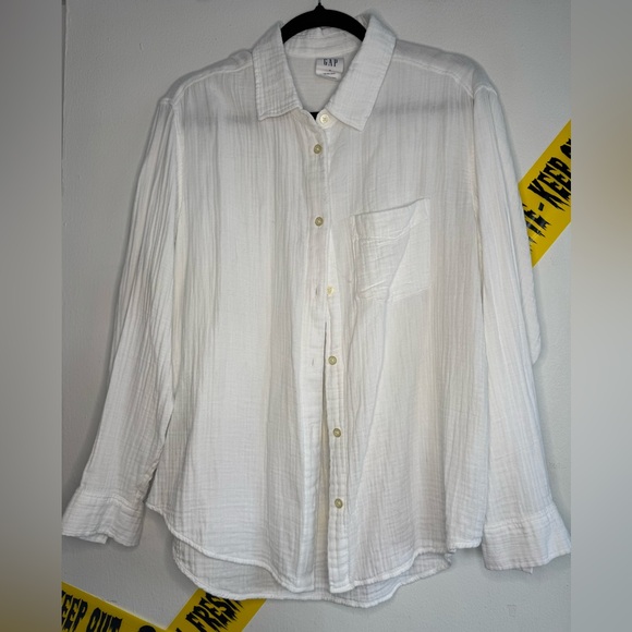 GAP Tops - GAP Women's Cotton Gauze Shirt (Size M)